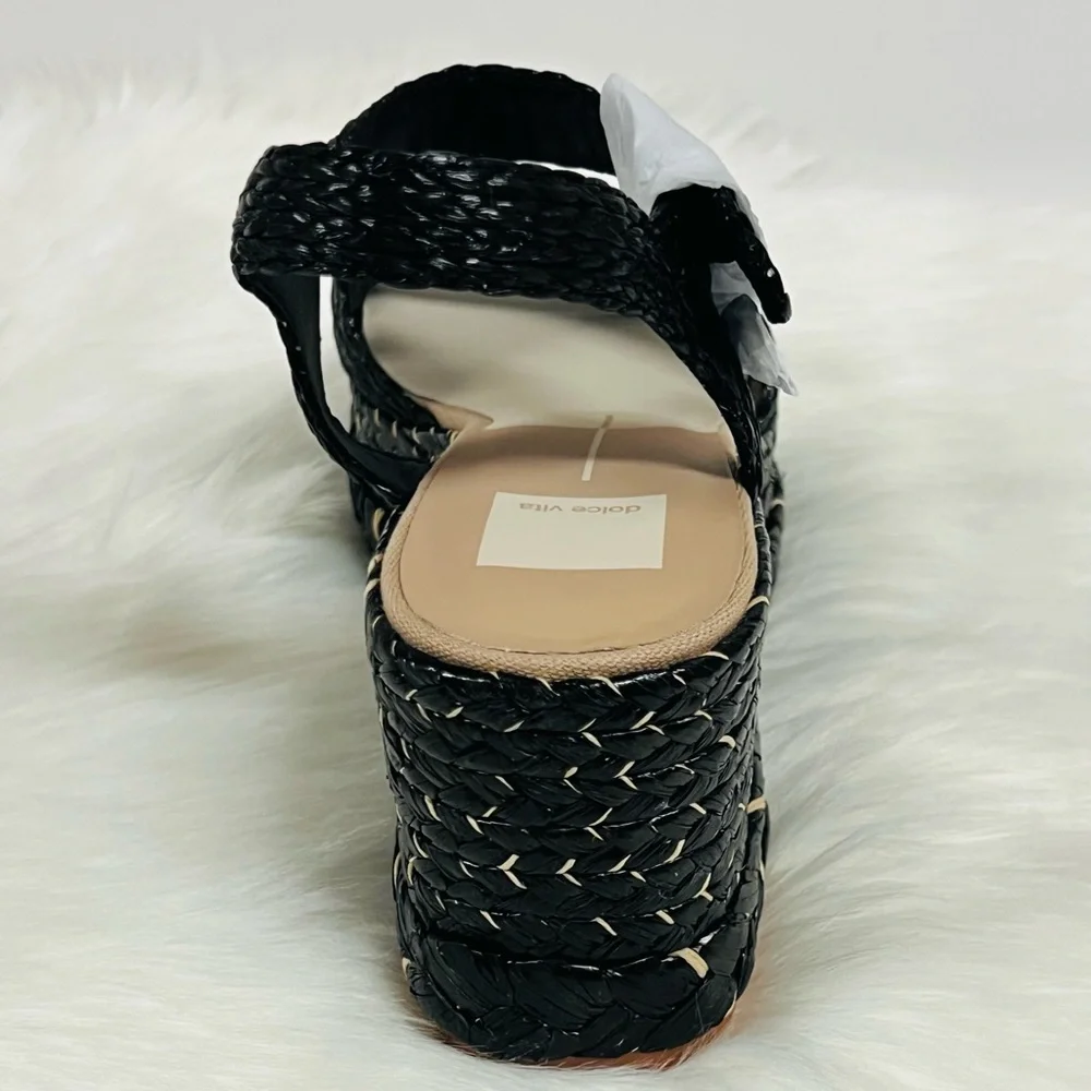 Dolce Vita details when
